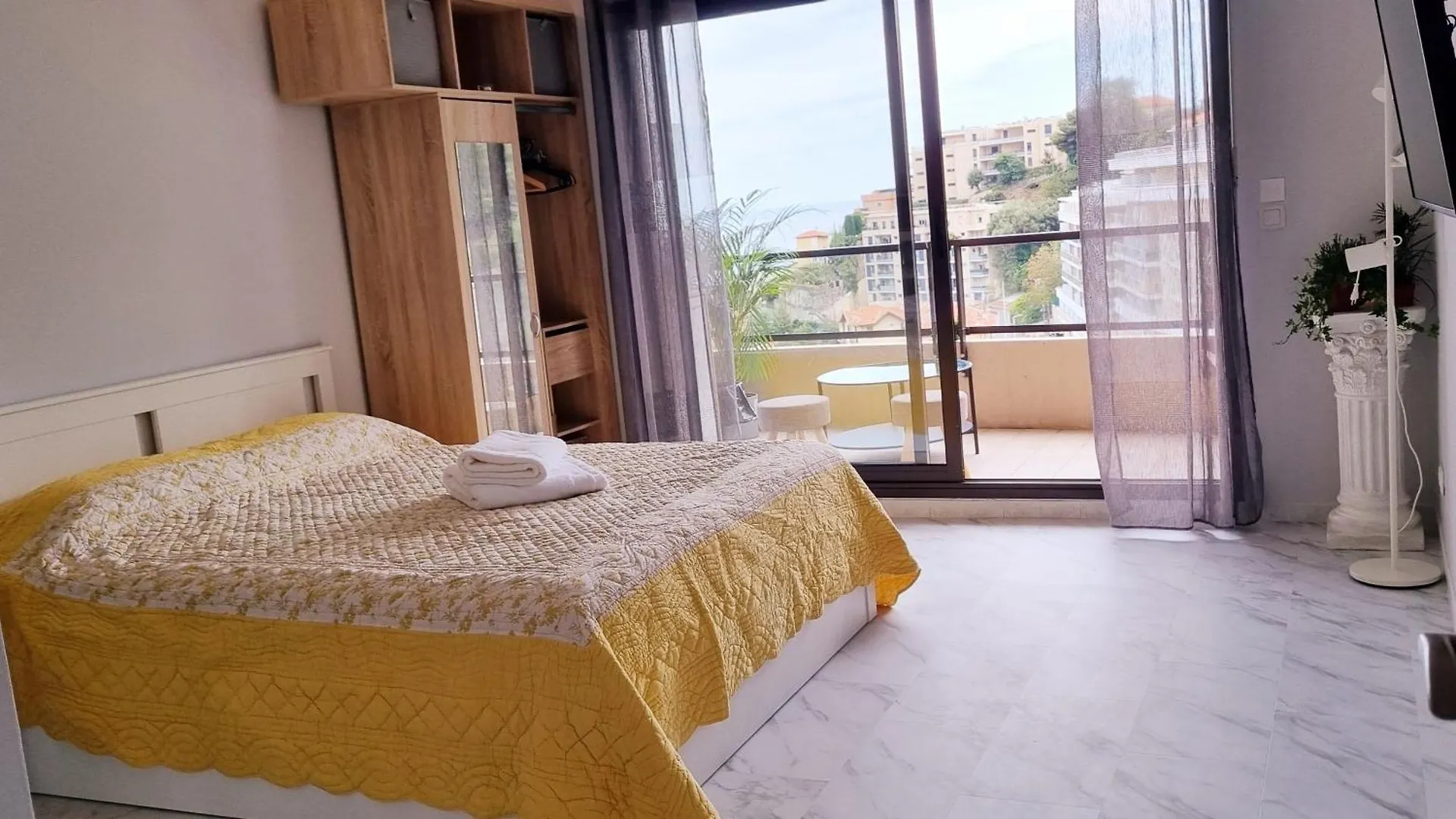 Apartment Studio With View Of Monaco Beausoleil